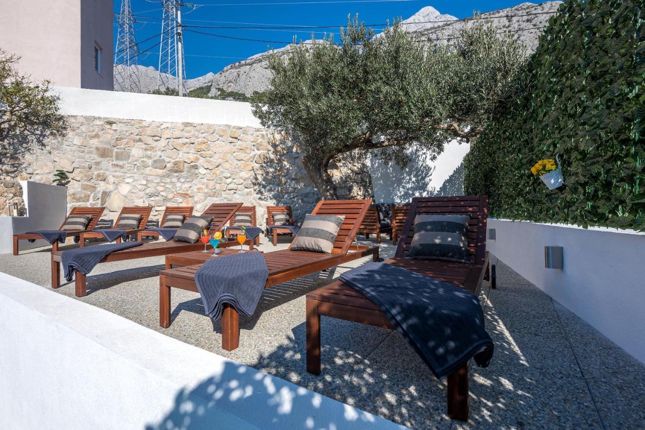 Villa Petra Apartment With Private Pool Макарска Екстериор снимка