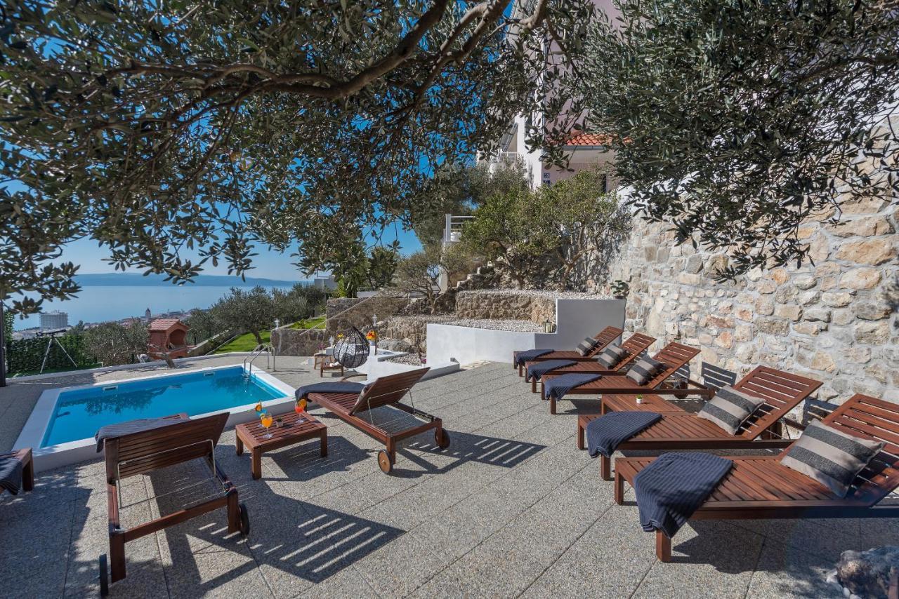 Villa Petra Apartment With Private Pool Макарска Екстериор снимка