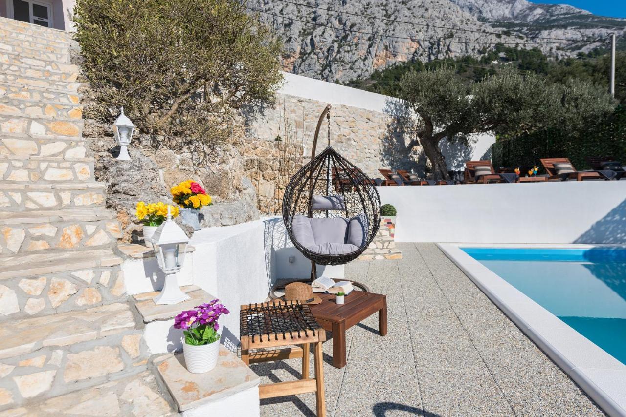 Villa Petra Apartment With Private Pool Макарска Екстериор снимка